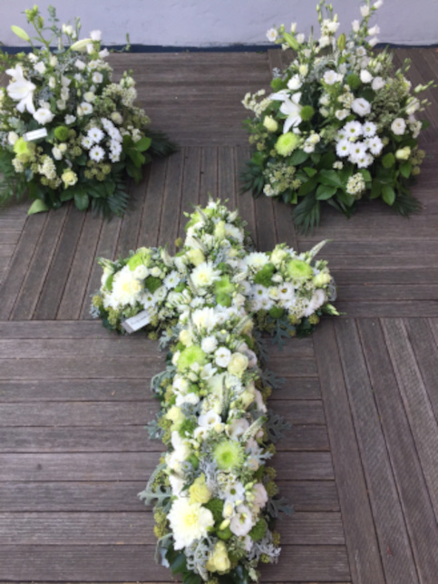 croix coeur17-acquaverde-fleurs